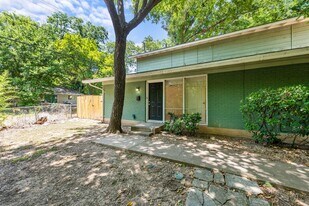 607 E 43rd St in Austin, TX - Building Photo