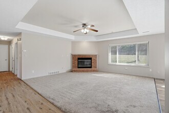 5561 Waterfront Dr N in Columbia, MO - Building Photo - Building Photo