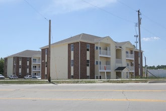 Captiva Crossing Apartments in St. Louis, MO - Building Photo - Building Photo