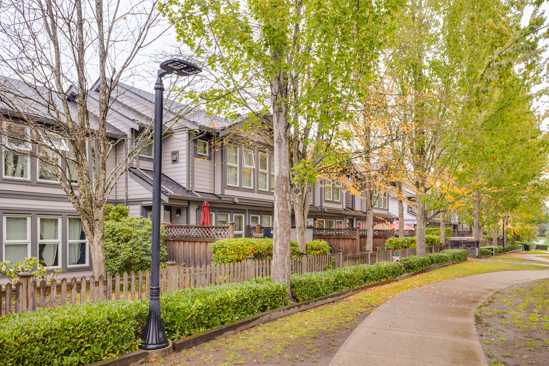 JS Woodsworth Court II 55+ in Burnaby, BC - Building Photo