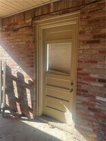 1511 Old Ranch Rd 12 in San Marcos, TX - Building Photo