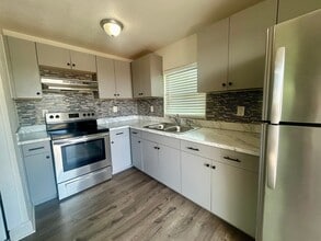 8503 N Semmes St in Tampa, FL - Building Photo - Building Photo