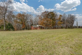 3534 Davis Mill Rd in Goochland, VA - Building Photo - Building Photo