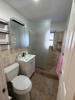 418 Esplanade in Hackensack, NJ - Building Photo
