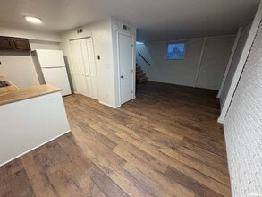 1107 Eisenhower Dr in Pekin, IL - Building Photo - Building Photo