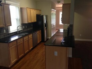 16211 Kelly Park Cir in Huntersville, NC - Building Photo - Building Photo