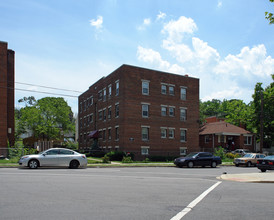 5111 Ayers Pl SE in Washington, DC - Building Photo - Building Photo