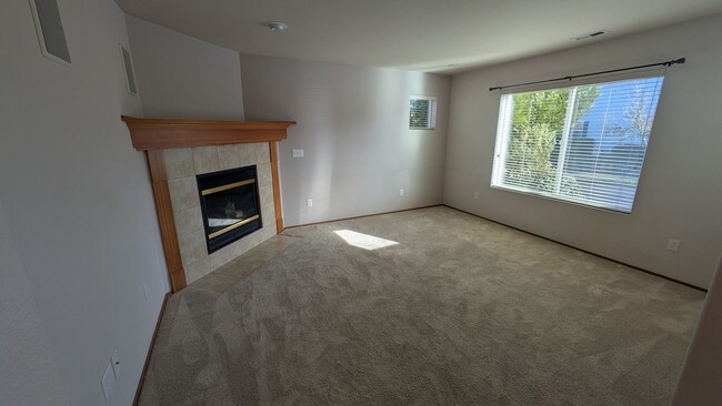 1717 Duncan Ave in Dupont, WA - Building Photo - Building Photo