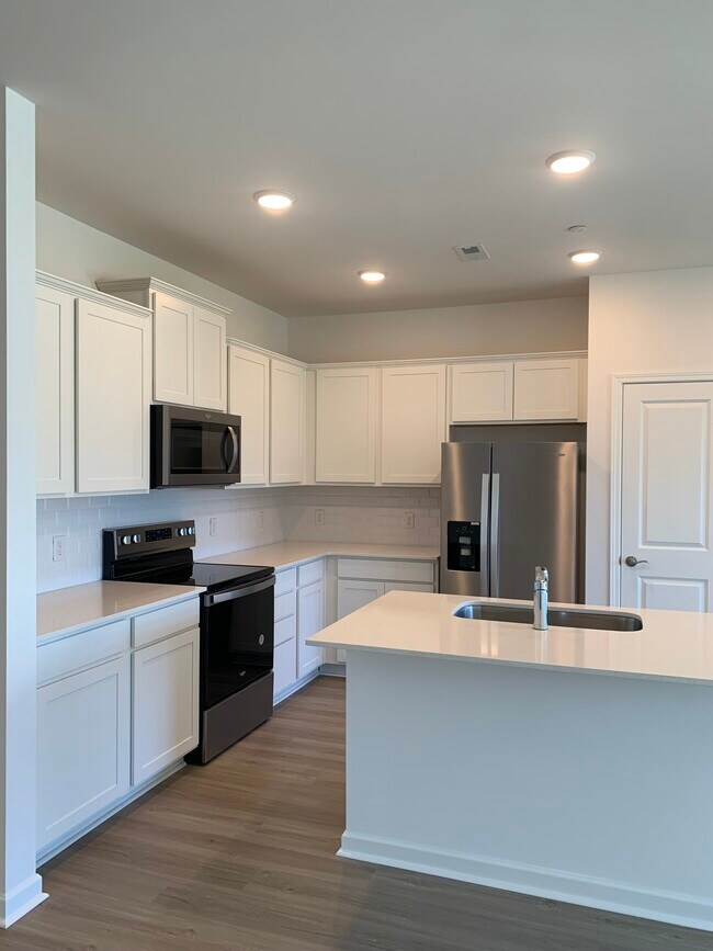 7133 Mapleside Ln in Fairview, TN - Building Photo - Building Photo