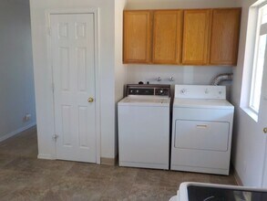 315 Eastmont Ave in East Wenatchee, WA - Building Photo - Building Photo