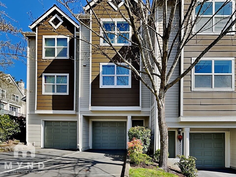 3116 164th St SW in Lynnwood, WA - Building Photo