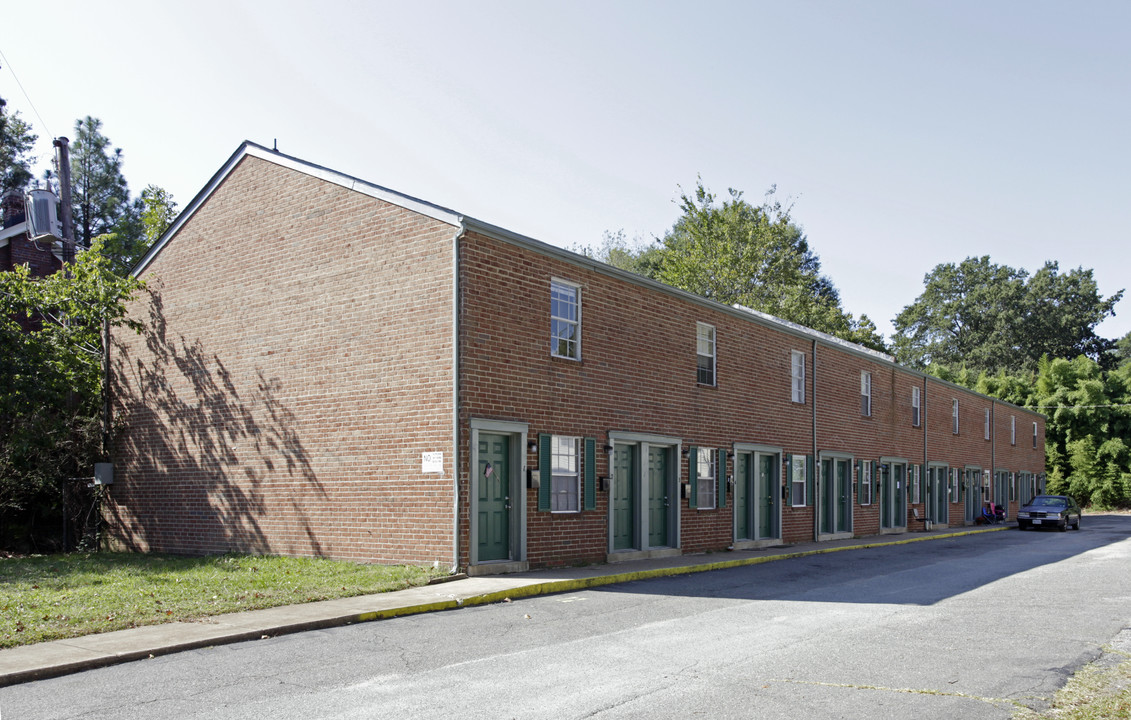 The Lamplighter Apartments in Richmond, VA - Foto de edificio