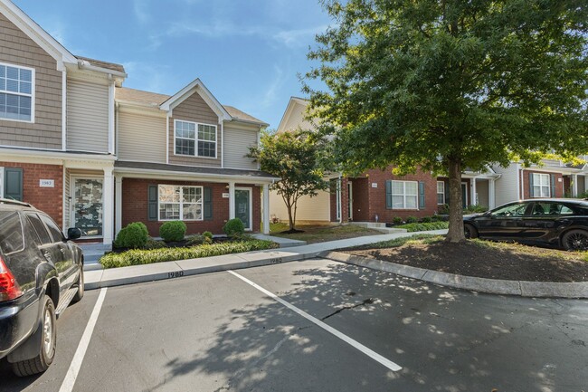 1980 Shaylin Loop in Nashville, TN - Building Photo - Building Photo