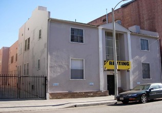 732 S Mariposa Ave in Los Angeles, CA - Building Photo - Building Photo