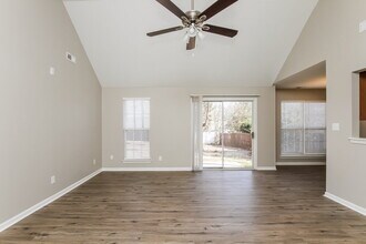 505 Lisa Carol Dr in Mooresville, NC - Building Photo - Building Photo