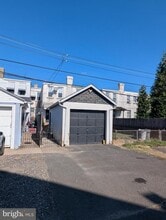 828 Jefferson Ave in Bristol, PA - Building Photo - Building Photo