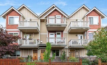 8714 Mary Ave NW in Seattle, WA - Building Photo - Building Photo