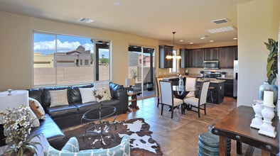 Blacklidge Apartments in Tucson, AZ - Building Photo - Interior Photo