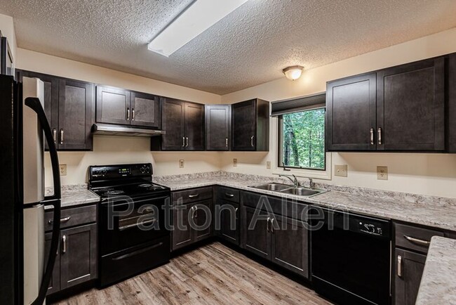 property at 112 Glenn Bridge Rd