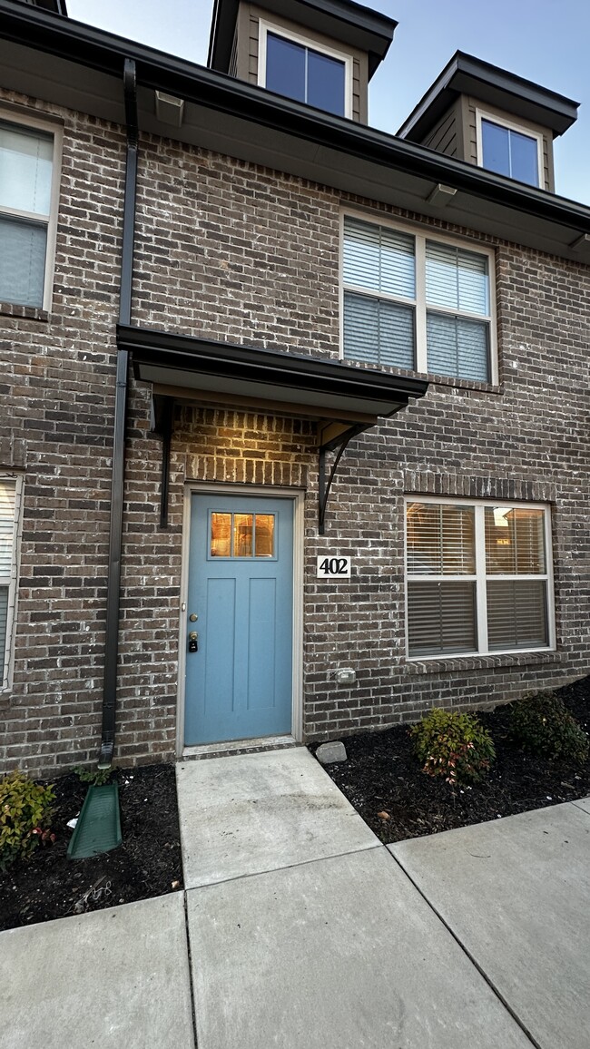 1000 Henry Pl Blvd in Clarksville, TN - Building Photo - Building Photo