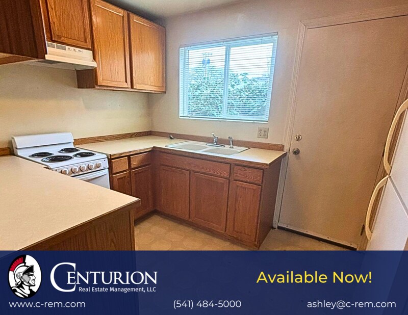 462 W 11th Alley in Eugene, OR - Building Photo