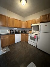 1082 Commonwealth Ave, Unit 503 in Boston, MA - Building Photo - Building Photo