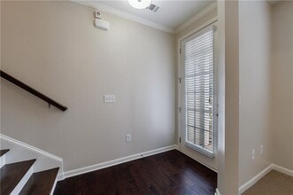 5830 Broadway Ln in Cumming, GA - Foto de edificio - Building Photo
