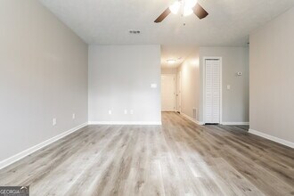 620 Wayside Dr in Lawrenceville, GA - Building Photo - Building Photo