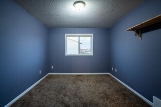 5961 Springfield Rd in Rapid City, SD - Building Photo - Building Photo