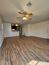 1205 Meadow Lake Dr in Noble, OK - Building Photo - Building Photo