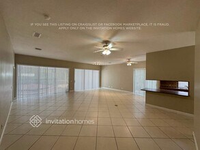 195 E Tall Oaks Cir in Palm Beach Gardens, FL - Building Photo - Building Photo