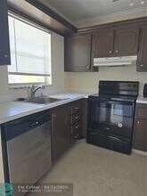 9949 Sandalfoot Blvd in Boca Raton, FL - Building Photo - Building Photo
