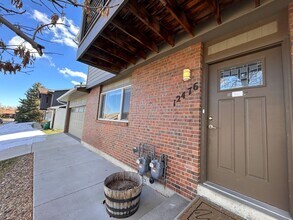 12476 W 8th Pl in Golden, CO - Foto de edificio - Building Photo