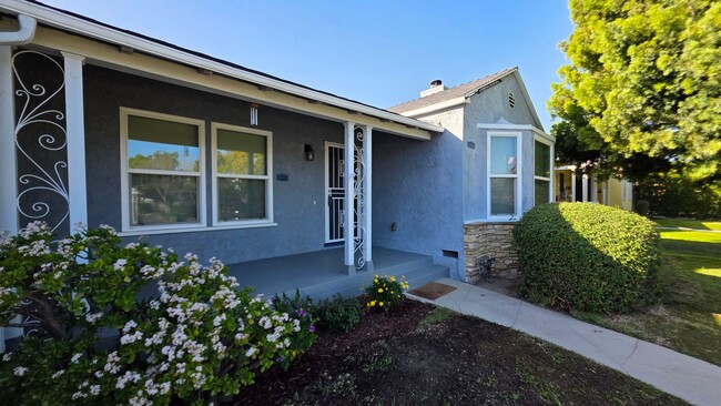 5123 Auckland Ave in Los Angeles, CA - Building Photo - Building Photo