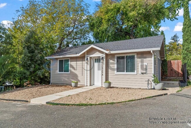 3829 Buell St in Oakland, CA - Building Photo - Building Photo