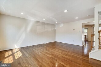 3032 Braxton Wood Ct in Fairfax, VA - Building Photo - Building Photo