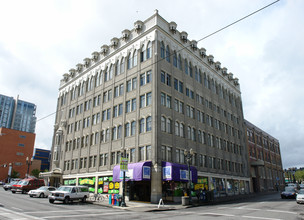 Chaucer Court in Portland, OR - Building Photo - Building Photo