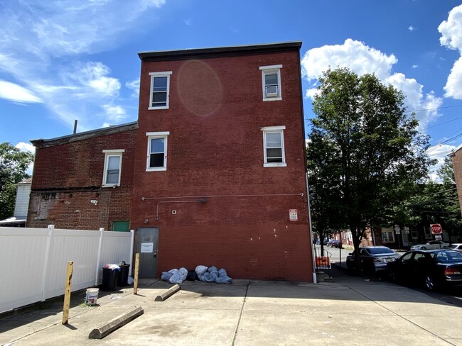 202 2nd St in Trenton, NJ - Building Photo - Building Photo