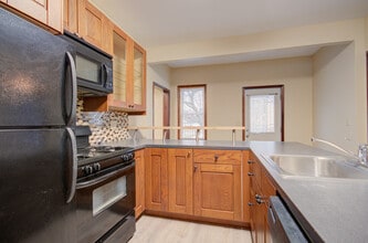 811 John St in Joliet, IL - Building Photo - Building Photo