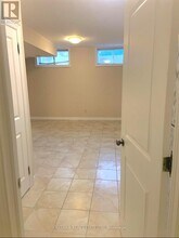 43 Roberta Dr in Toronto, ON - Building Photo - Building Photo