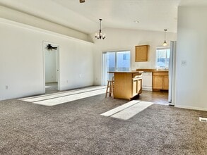 10113 W Barberry Ave in Cheney, WA - Building Photo - Building Photo