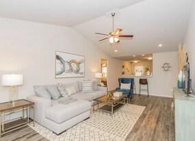 5041 Woodstream Dr in Alexander, AR - Building Photo