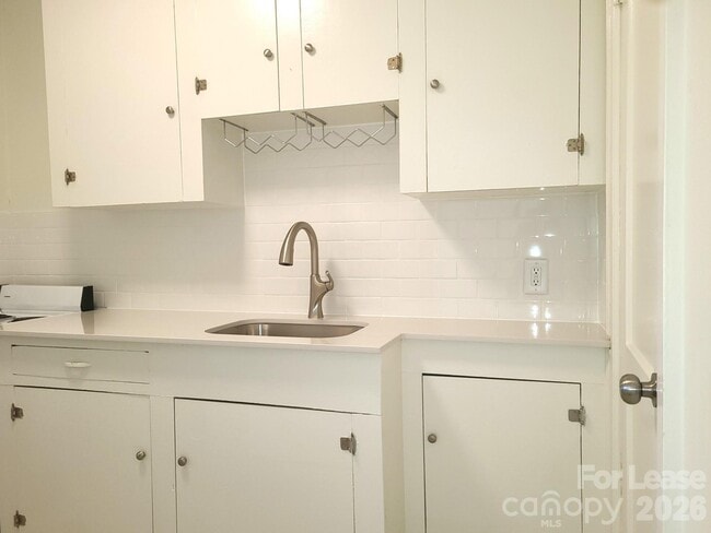 2114 Brandon Cir in Charlotte, NC - Building Photo - Building Photo