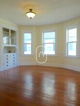 35 Montfern Ave in Boston, MA - Foto de edificio - Building Photo