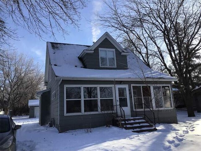 902 3rd Ave NE in Buffalo, MN - Building Photo - Building Photo