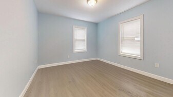 346 Cherry St, Unit 2 in Newton, MA - Building Photo