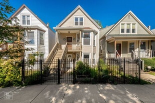 3320 W Warner Ave in Chicago, IL - Building Photo