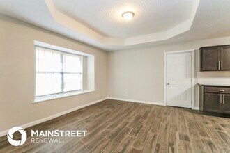 1704 Shannon Dr in Midwest City, OK - Foto de edificio - Building Photo