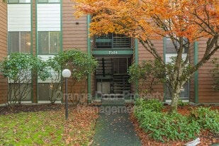 7304 N Skyview Pl in Tacoma, WA - Building Photo