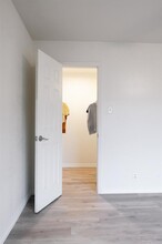 2401 Bucks Run in Austin, TX - Building Photo - Building Photo